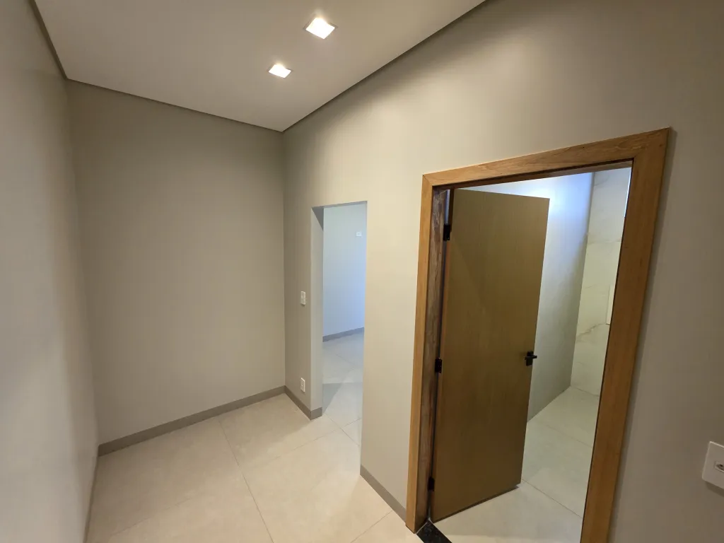 casa de alto padrao a venda no residencial porto royale condominio fechado em dourados ms 2 5 2025 05 16