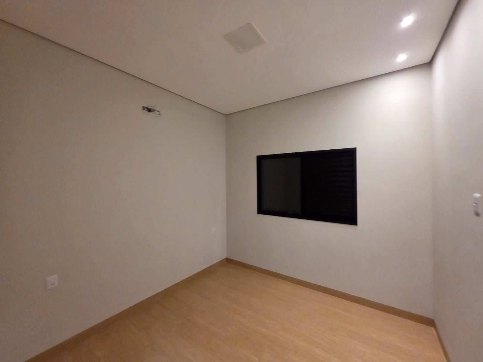 WhatsApp Image 2025 11 26 at 13.33.19 (1)