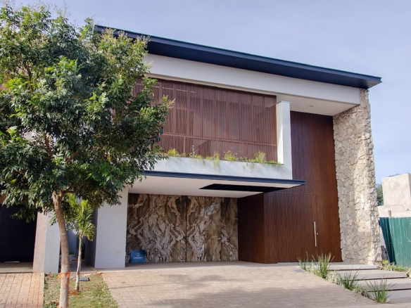 Tons neutros, textura natural e a sofisticação e exclusividade da pedra explosion transformam e