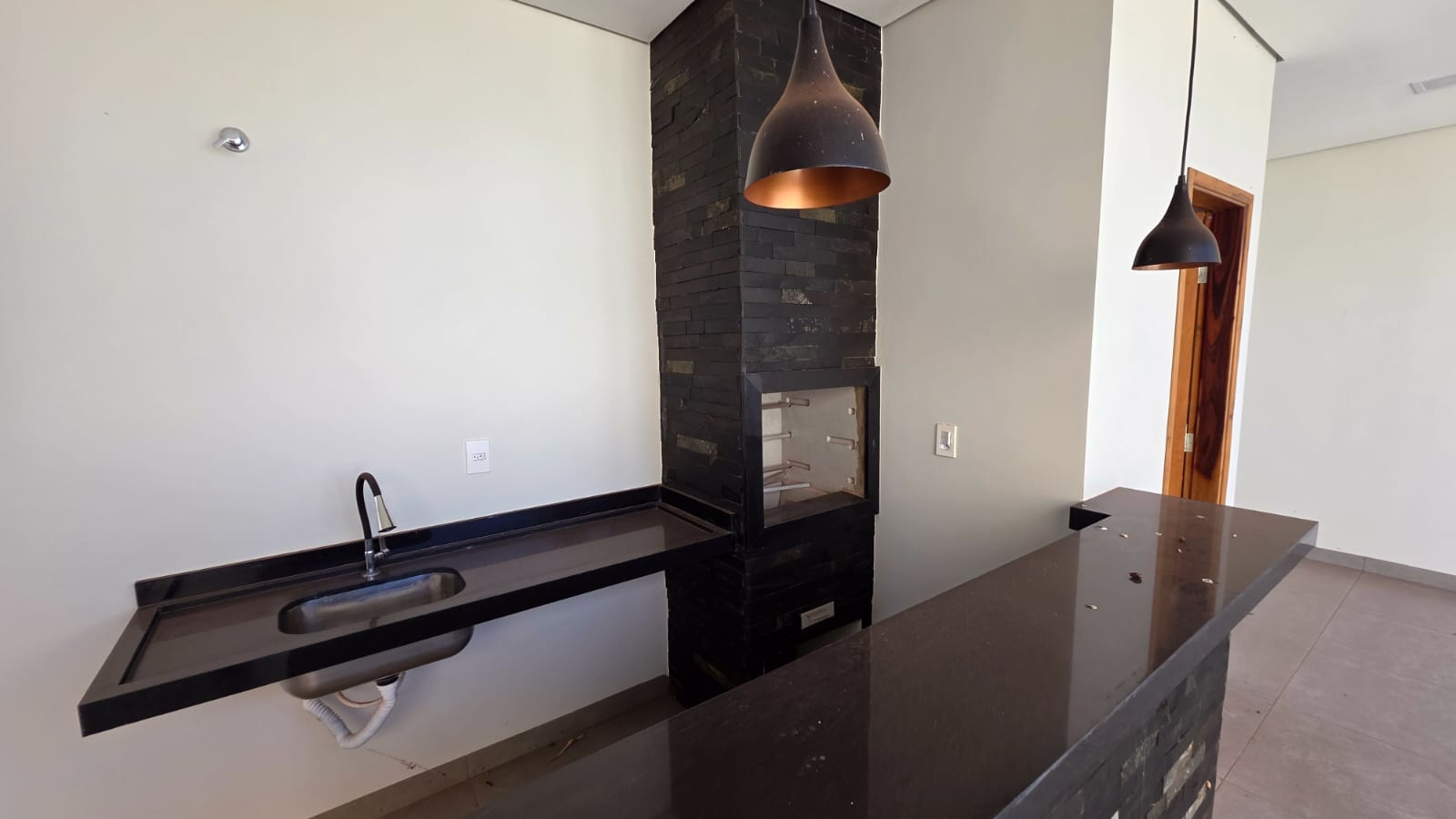 WhatsApp Image 2026 03 08 at 15.36.48 (1)