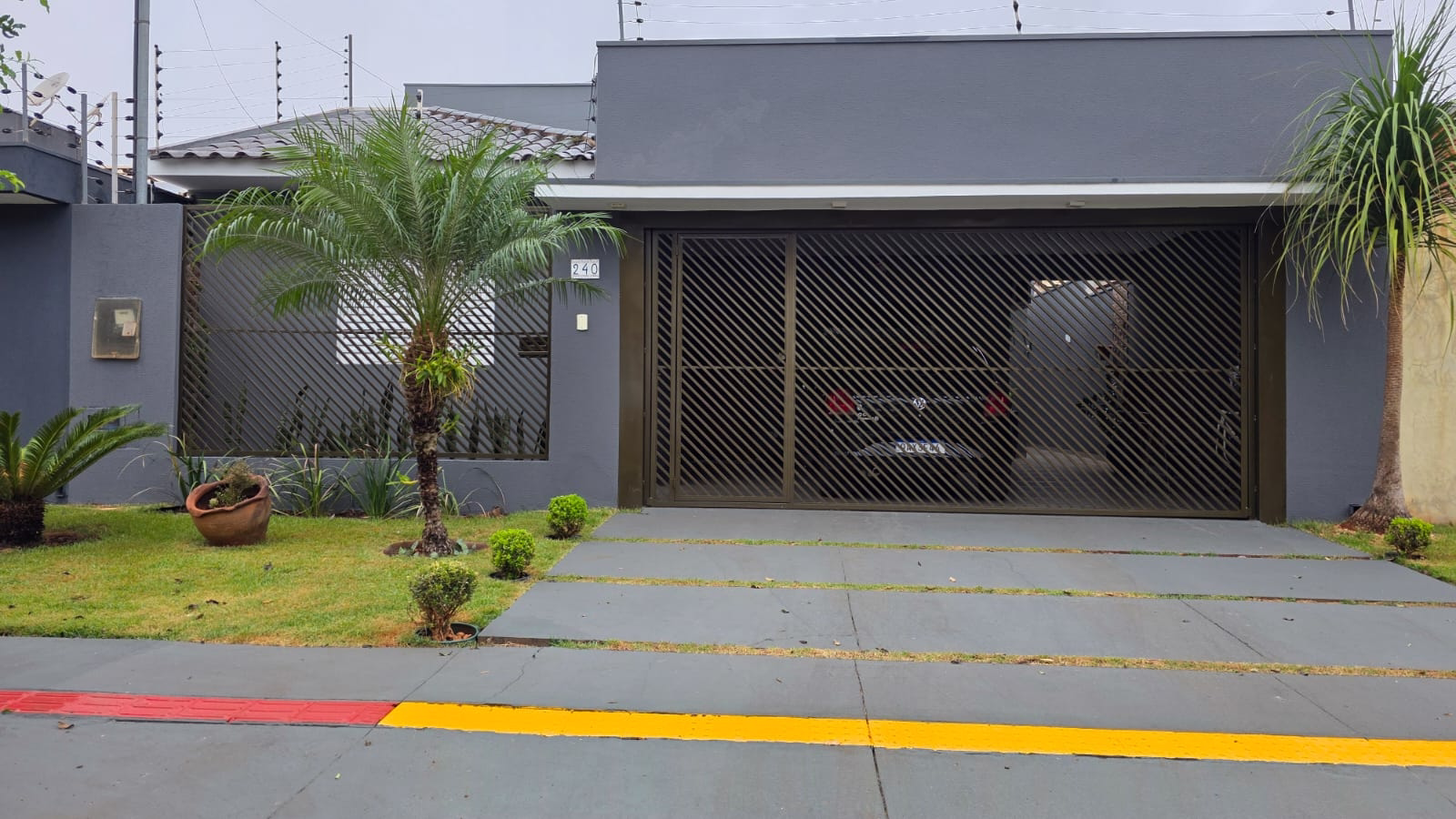 c76f80f5 1a84 4880 b050 782fca3815a4