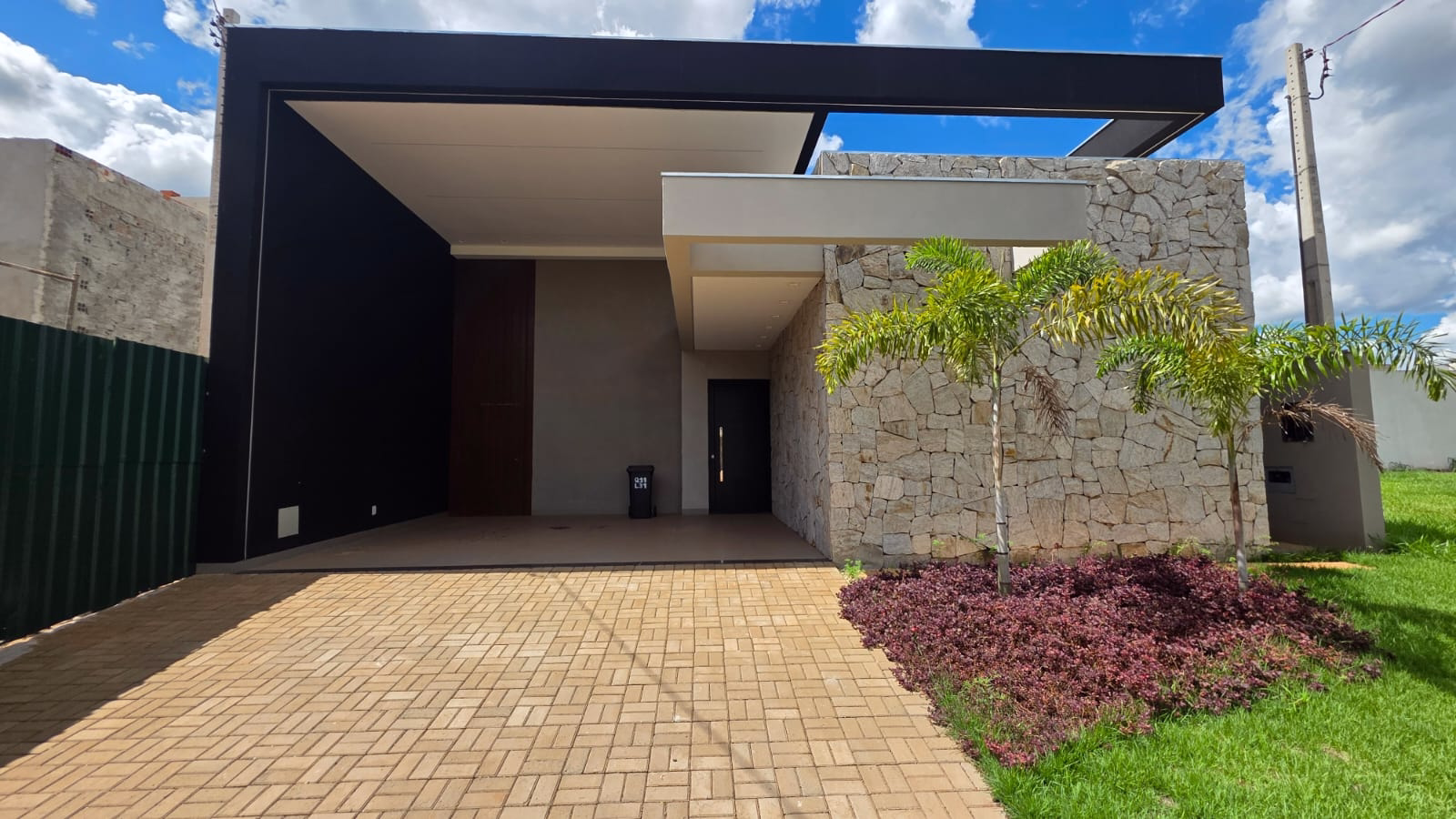 WhatsApp Image 2026 03 25 at 15.38.05 (2) WhatsApp Image 2026 03 25 at 15.38.05 (2)